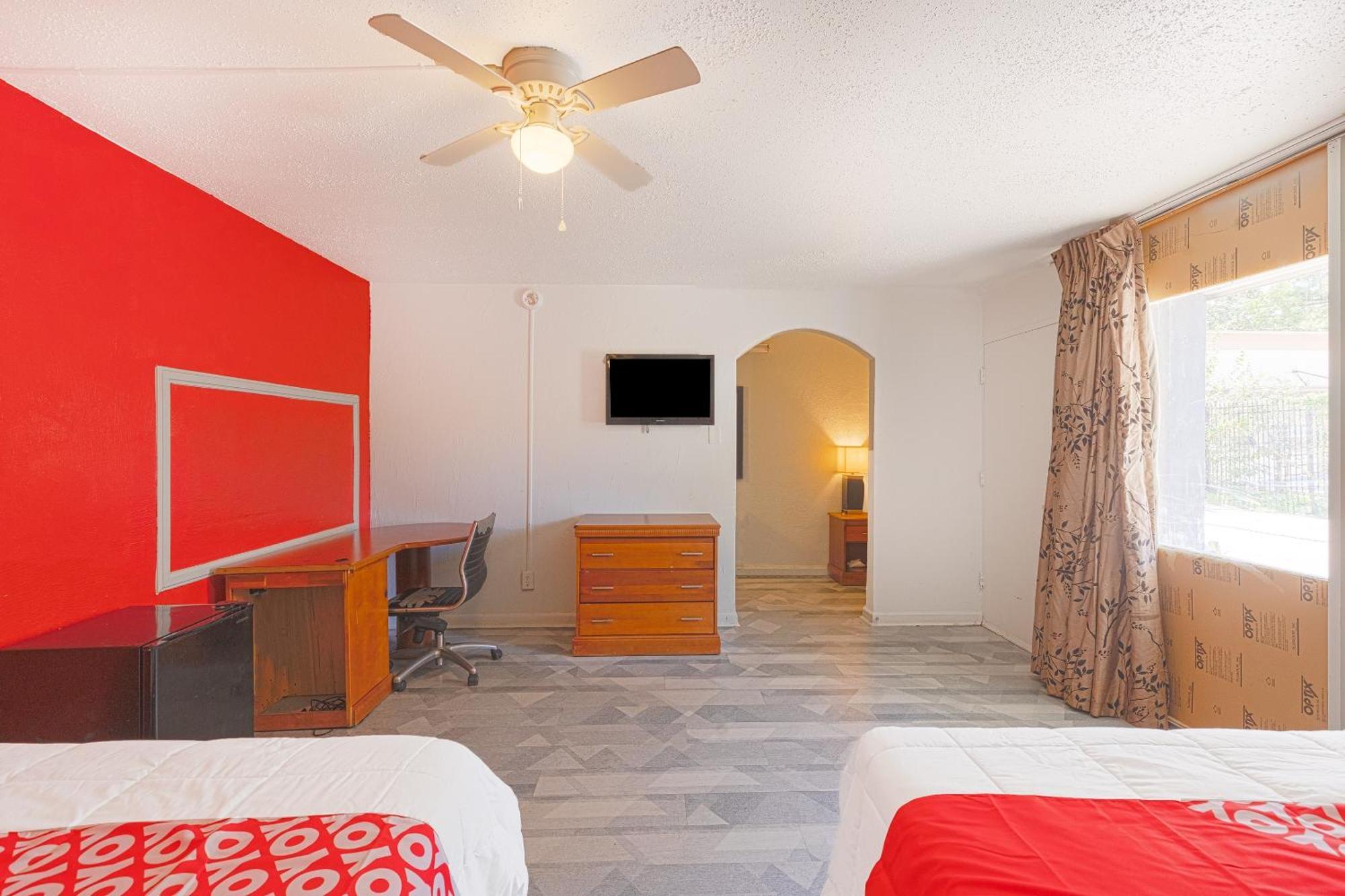 Oyo Hotel Houston, Tx Near Medical Center Nrg Stadium ภายนอก รูปภาพ