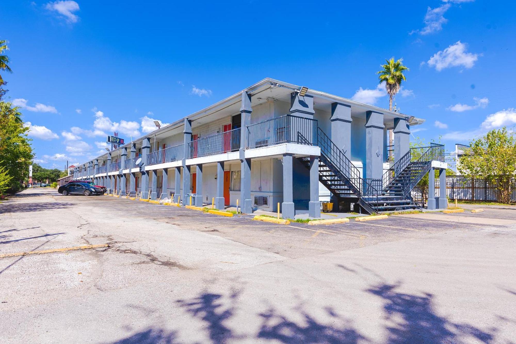 Oyo Hotel Houston, Tx Near Medical Center Nrg Stadium ภายนอก รูปภาพ